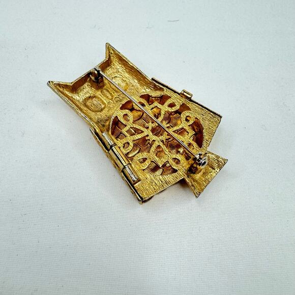 Vintage Avon Owl Brooch Pin Gold Tone Green Eyes Solid Dry Perfume Holder Opens - Picture 4 of 6